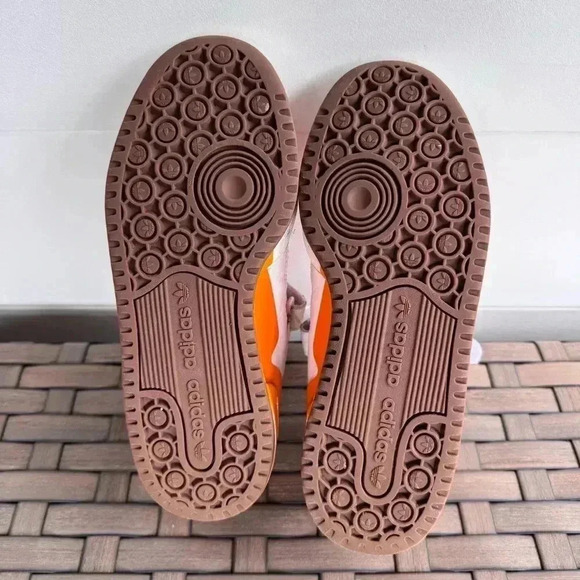 adidas M&M'S Brand Forum Low 84 Velcro Laces Shoes‎ Youth Size 3.5 - Picture 6 of 11